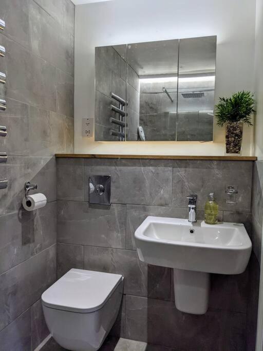 Detached 4 Bedroom Luxury Home Halifax Buitenkant foto